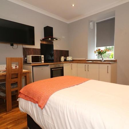 איירדריי Signature - Linden Cottage Room 2 מראה חיצוני תמונה
